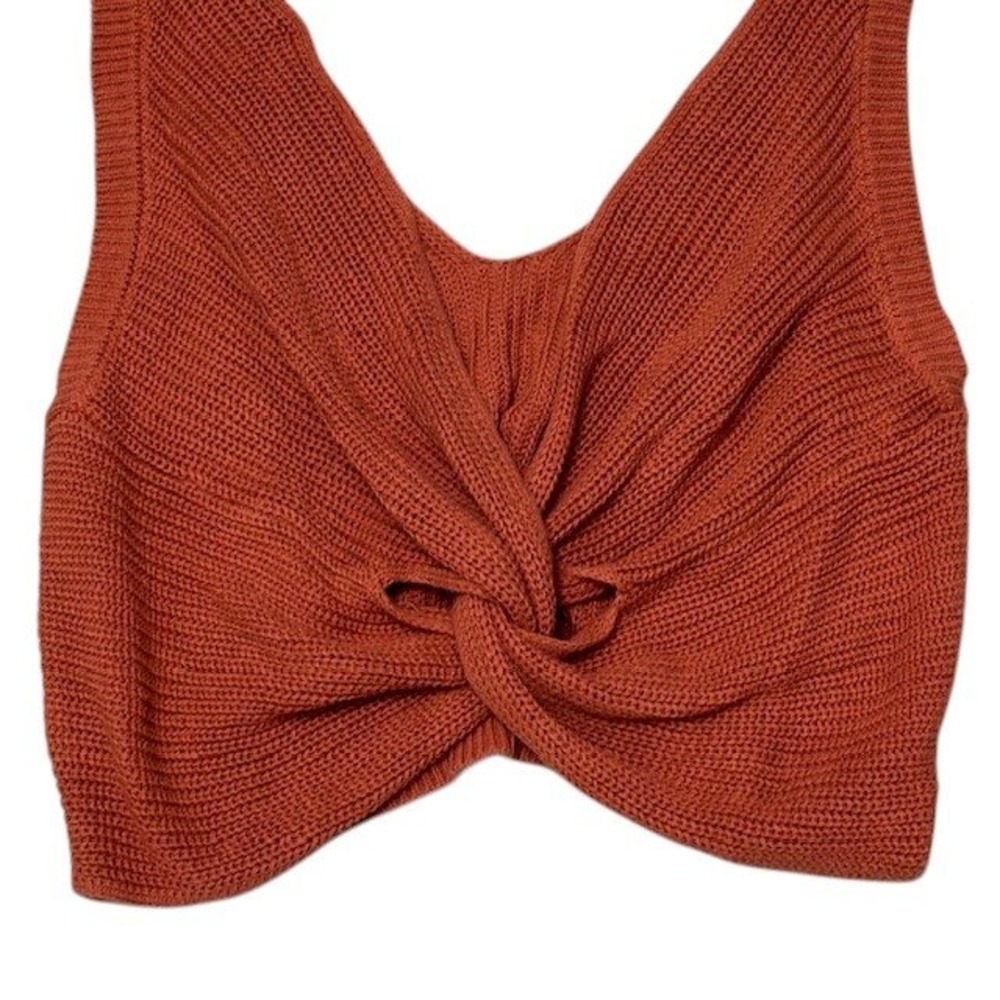 Lulus Knit Crop Top Rust Orange Sleeveless V Neck Twist Back Casual Medium‎ - Picture 9 of 11